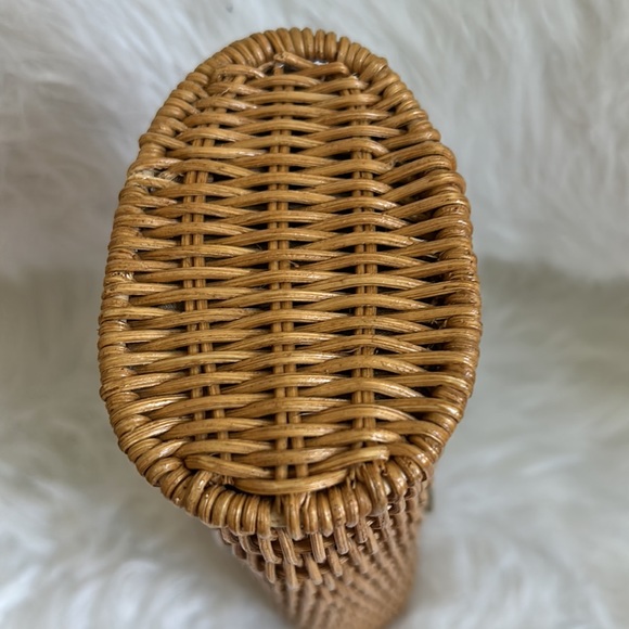 Michael Kors Clutch Rattan in Champagne - Picture 8 of 10